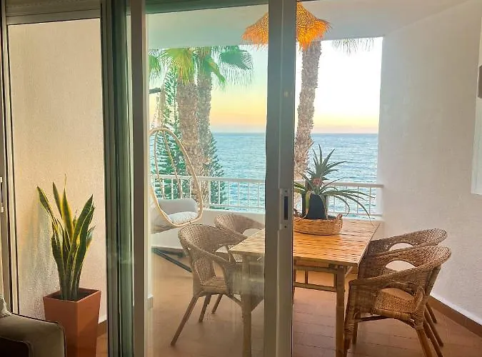 Dreamstay Primera Linea De Playa Costa Tropical