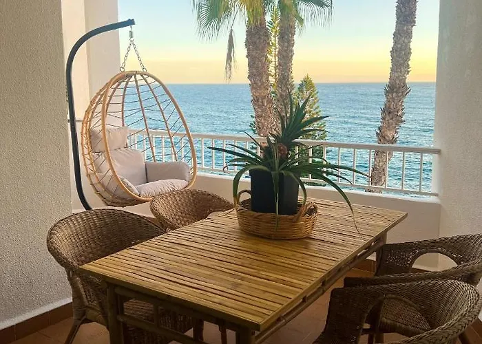 Dreamstay Primera Linea De Playa Costa Tropical